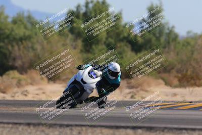 media/Nov-06-2022-SoCal Trackdays (Sun) [[208d2ccc26]]/Turn 7 Set 2 (1050am)/